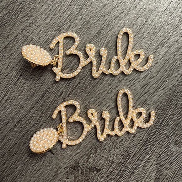 White Bride Sash and Accessories Set - Picture 2 of 10